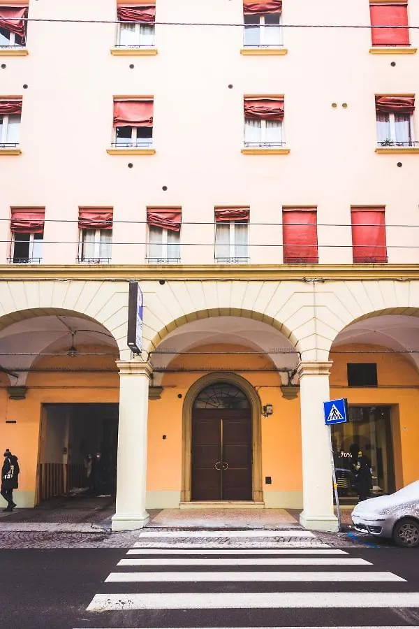 Getthekey S.Felice Suites Bologna