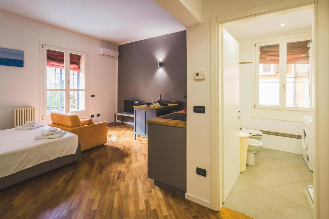 Getthekey S.Felice Suites Bologna Italy