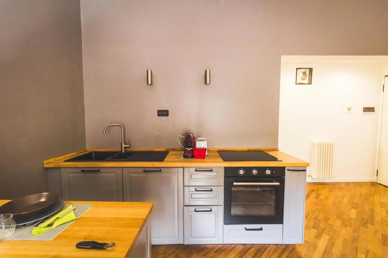 Getthekey S.Felice Suites Bologna